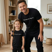Twinning seit dem ersten Tag – Passendes Loungewear-Joggingset